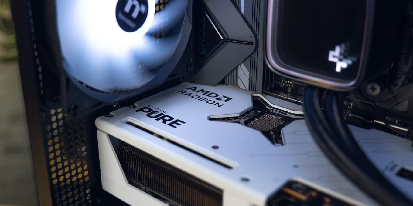 Dettaglio della scheda video in una configurazione da gaming